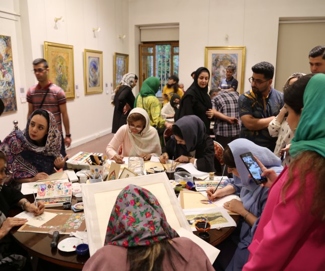 کارگاه آموزشی گروهی اعضای انجمن نگارگری به مناسبت هفته میراث فرهنگی در موزه استاد فرشچیان 