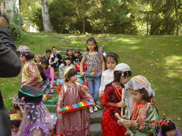 مجموعه فرهنگی تاریخی سعدآباد بمناسبت روزجهانی کودک برگزار  می کند :<br>کنسرت موسیقی کودکان در موزه نگارستان