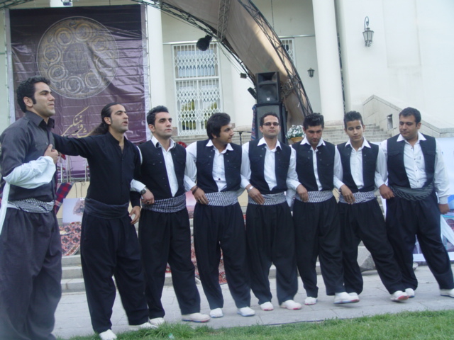 شب فرهنگی کرمانشاه در سعدآباد :<br>پذیرای دوستداران آداب و رسوم سنتی این منطقه
