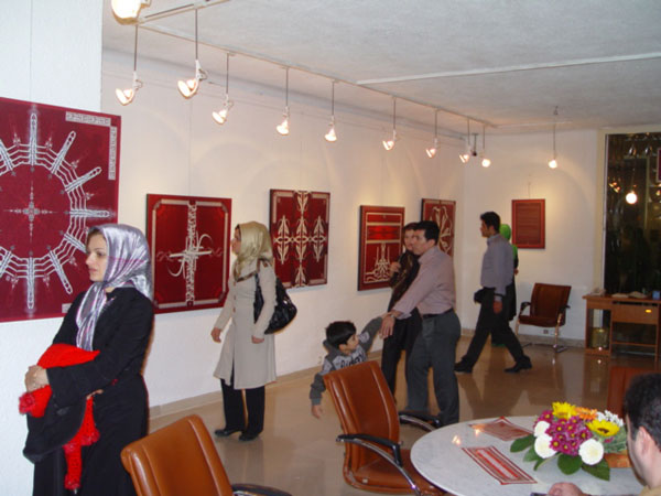به مناسبت عید غدیر خم در سعدآباد گشایش می یابد:<br>نمایشگاه خط نقاشی با عنوان 