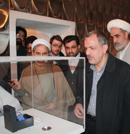 طی بازدید رئیس شورای اسلامی شهر تهران از سعدآباد انجام شد:<br>گشایش نمایشگاه های دهه فجر 