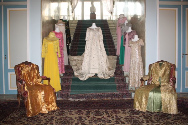  در کاخ ملت سعدآباد:<br> برگزاری نمایشگاه پوشاک و ظروف سلطنتی 