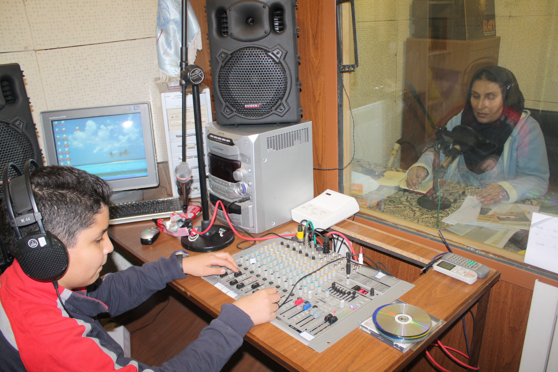 رادیو سعدآباد همراه با بازدیدکنندگان نوروزی