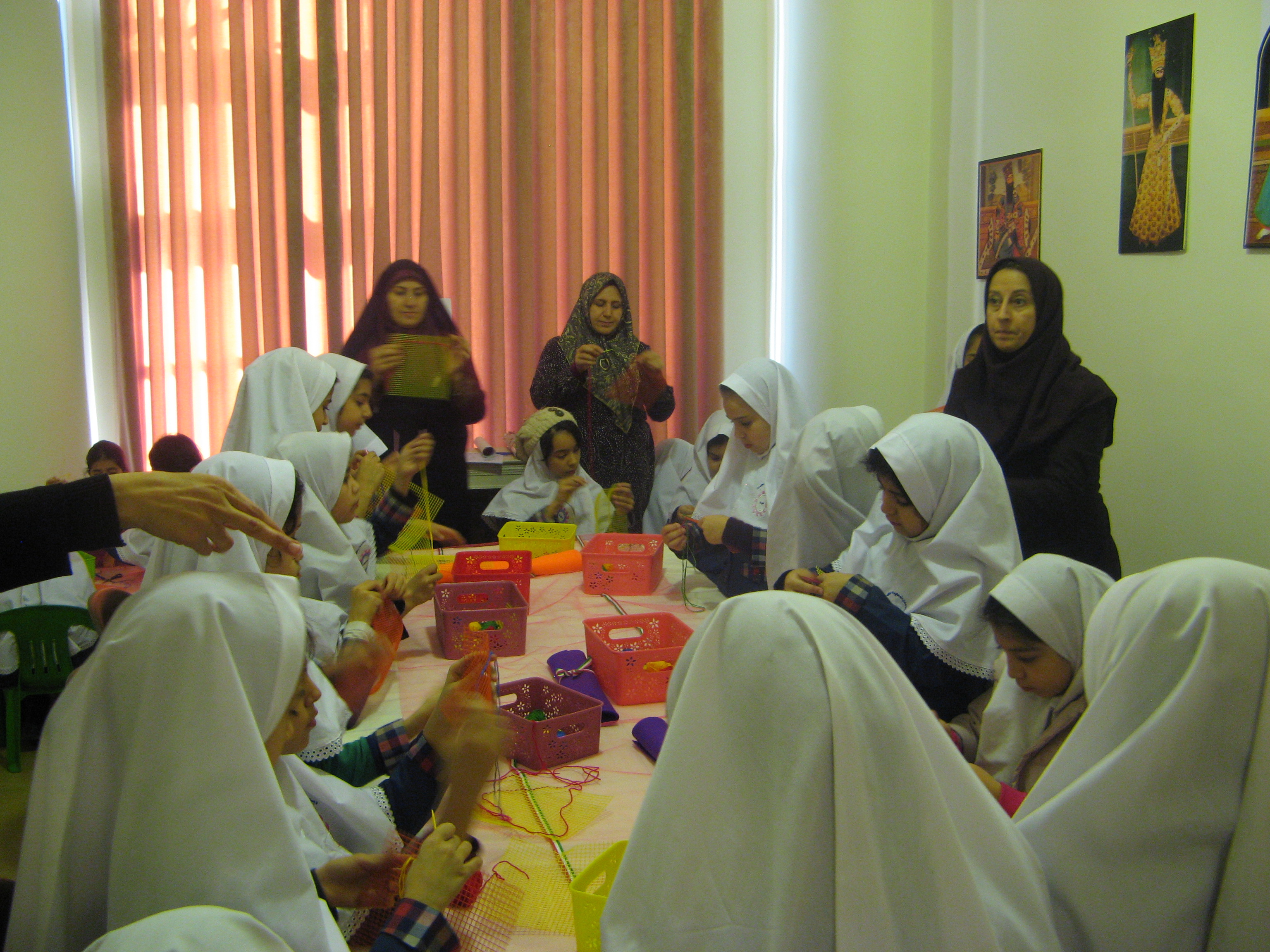 کارگاه آموزشی دوخت و دوزهای سنتی در سعدآباد برگزار شد