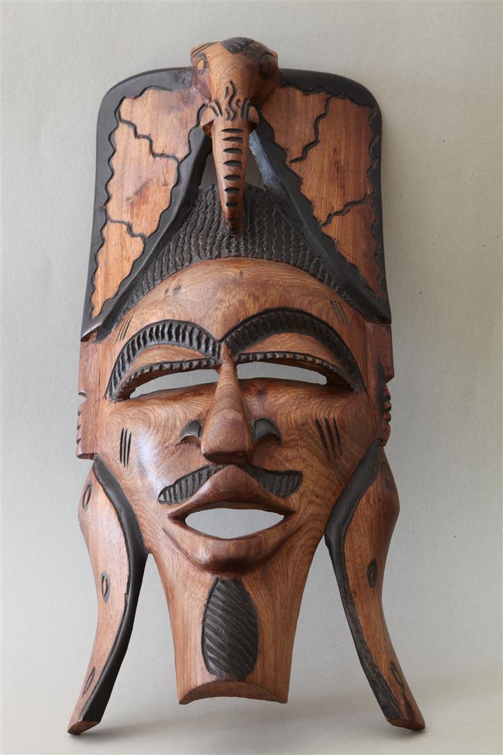ماسک چوبی از آفریقا