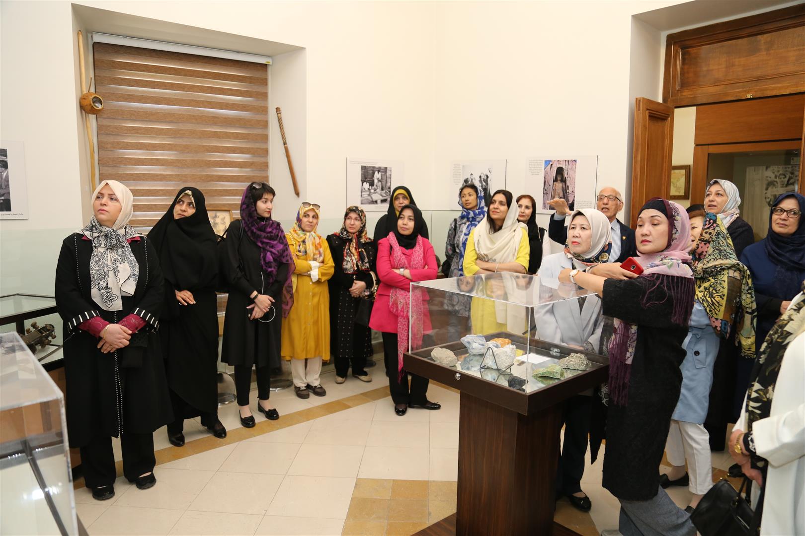 بازدید همسر وزیر امورخارجه و همسران سفرای مقیم ایران از سعدآباد