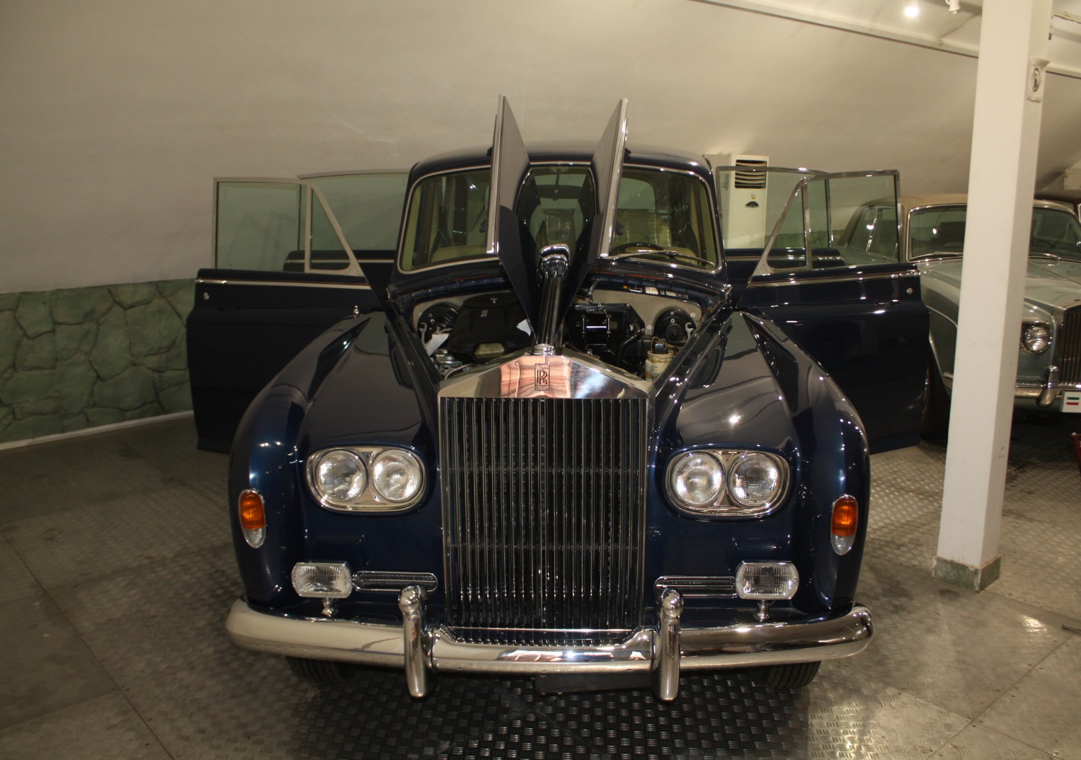 فانتوم 6 VI  /موزه اتومبیل های سلطنتی