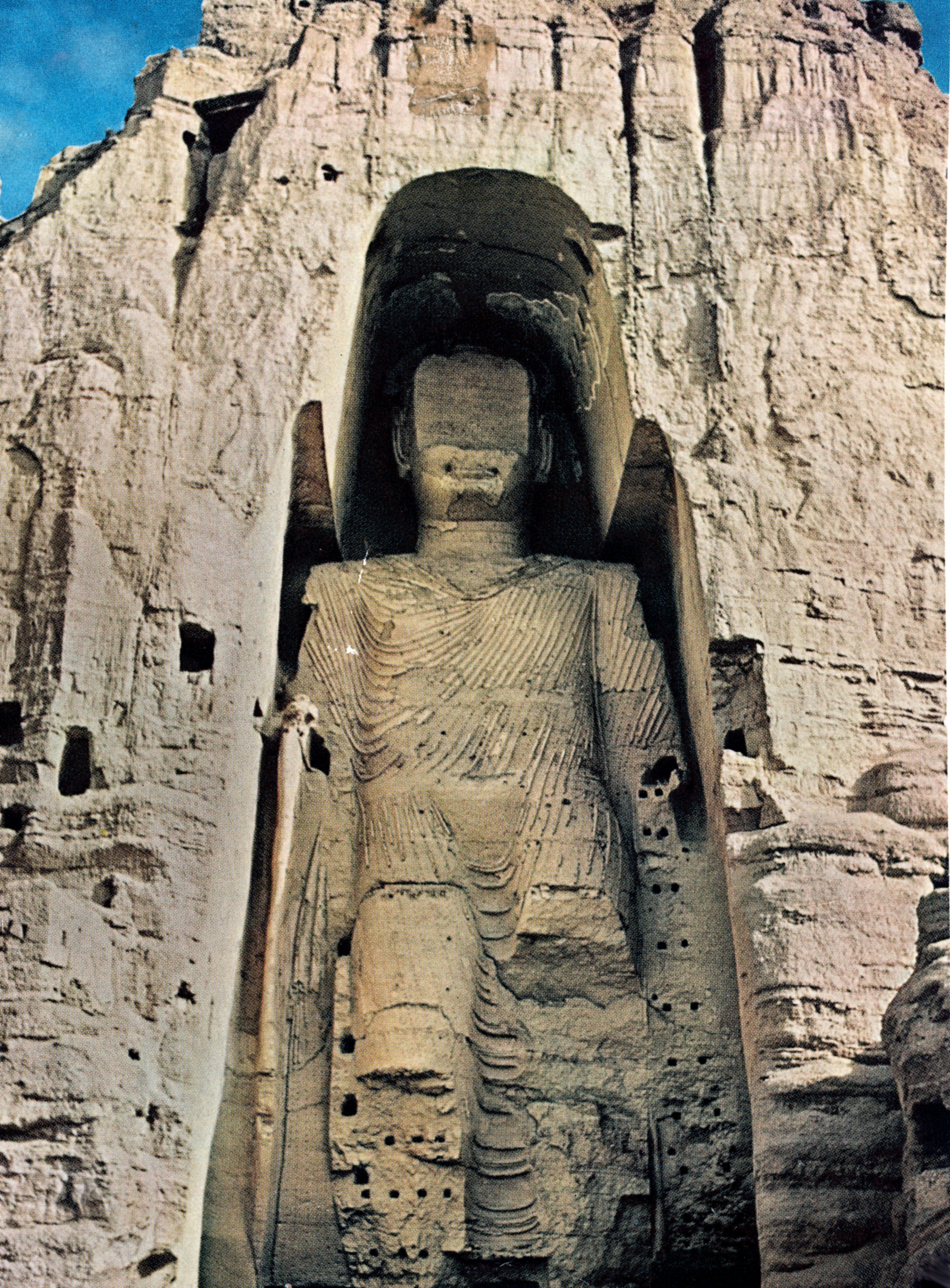 مجسمه بودای  بامیان (The statue of Budda in Bamiyan   )/موزه برادران امیدوار