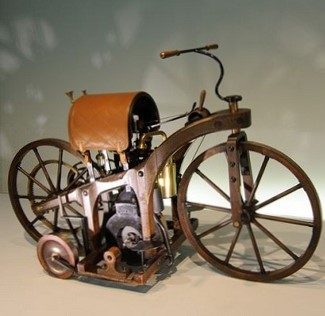 🔸تاریخچه موتور سیکلت/موزه اتومبیل های سلطنتی
