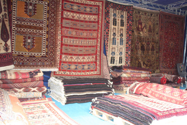جشنواره فرش و  دستبافته های عشایری ایران در سعدآباد